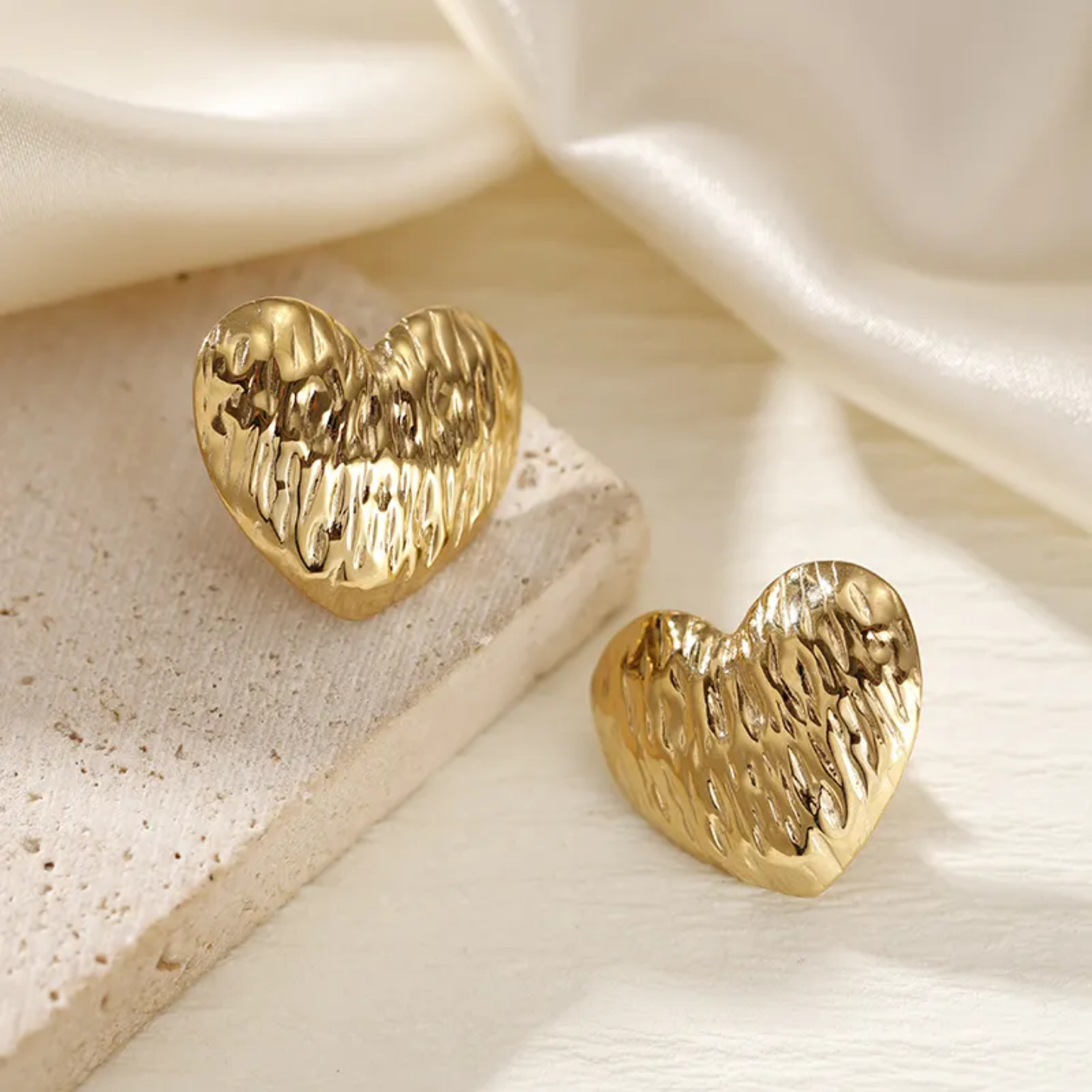 Dig My Heart Studs