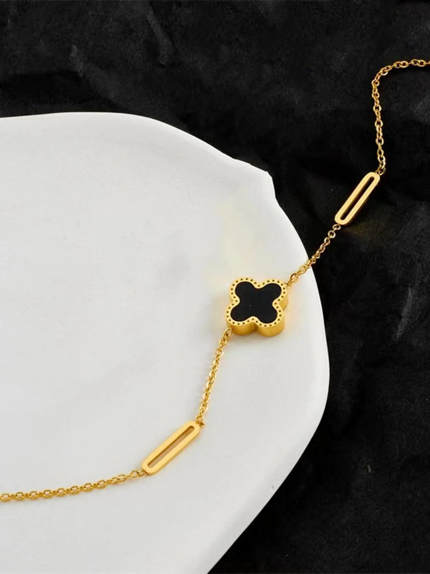 Midnight Clover Gold Bracelet