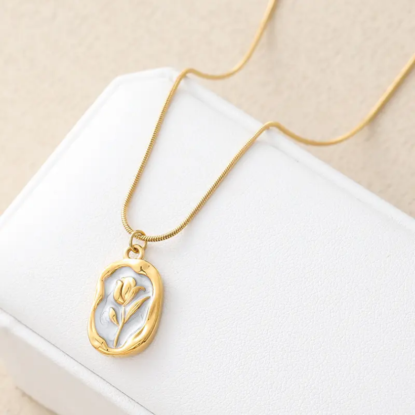 Blooming Grace Pendant Necklace