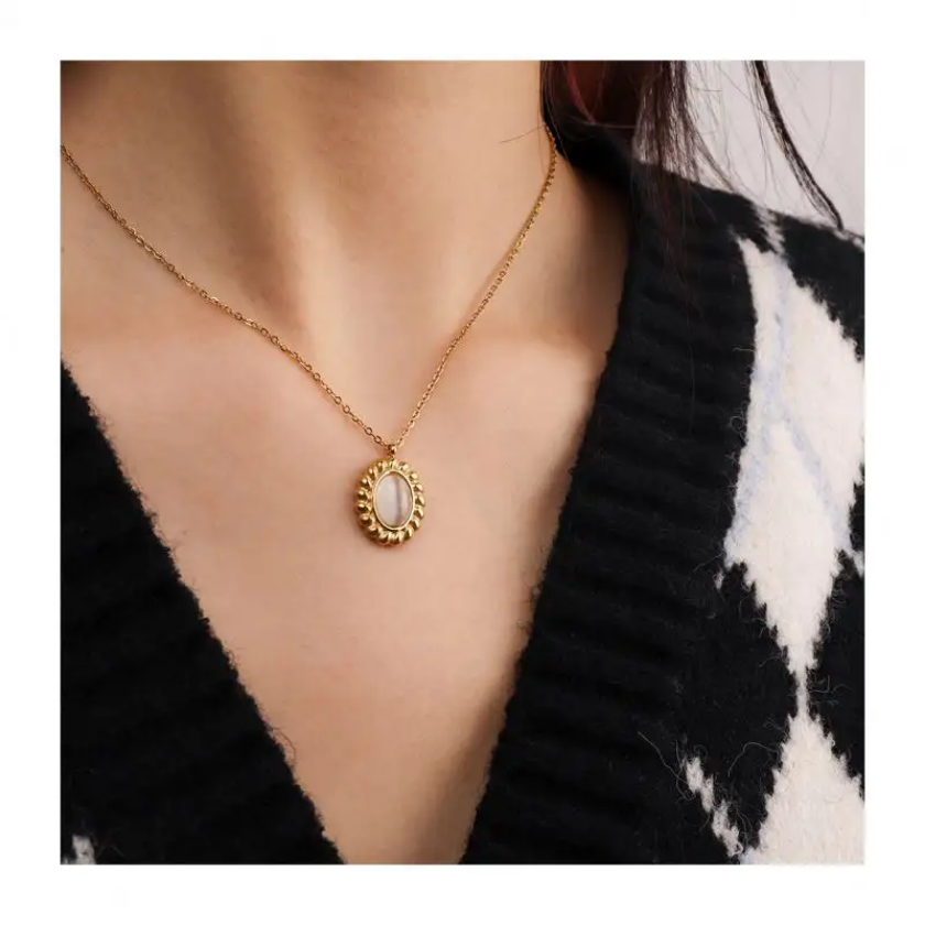 Victorian Pendant