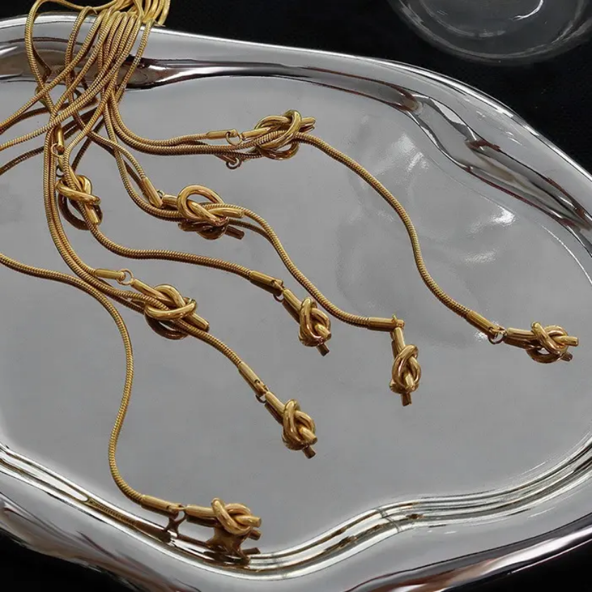 Golden Knot Lariat Pendant