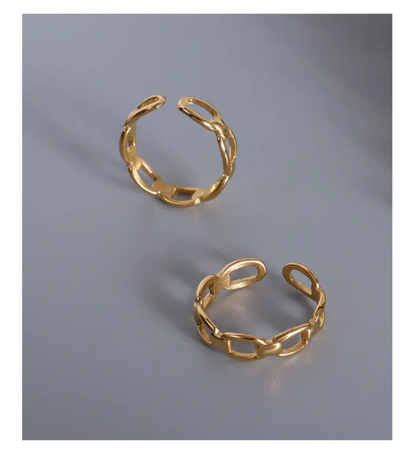 Luxe Link Ring