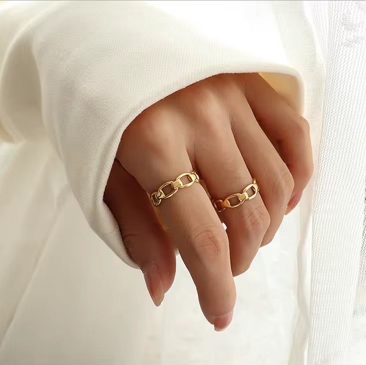 Luxe Link Ring