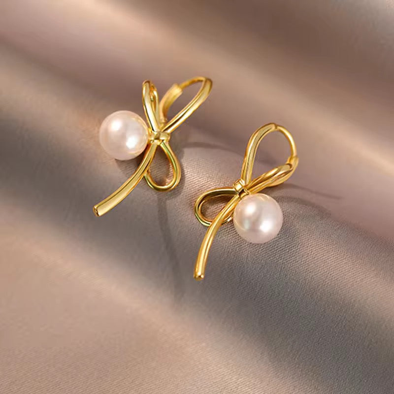 Long Pearl knot Stud