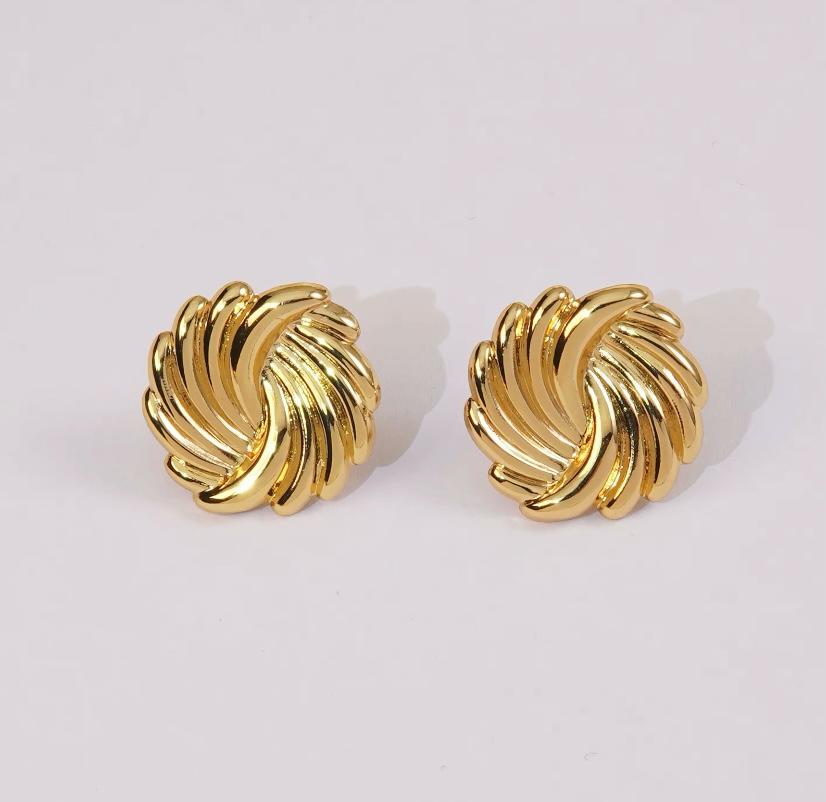 Twist & Shine Studs